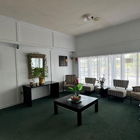 Tokaanu Hotel מראה חיצוני תמונה